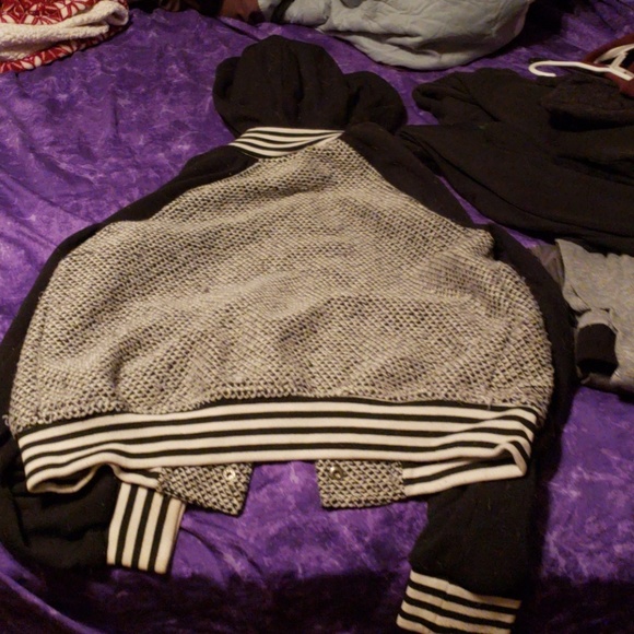 Rue 21 large jacket - Picture 3 of 3